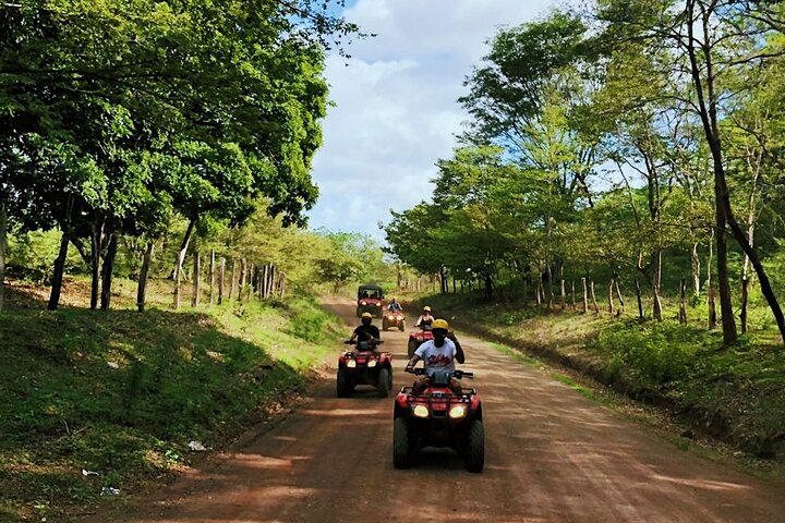 ATV-Zipline-Tour ab Tamarindo oder Flamingo