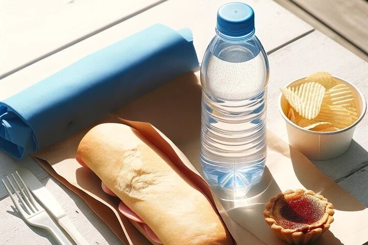 Visite privée du jour J au départ du port de Honfleur avec panier repas