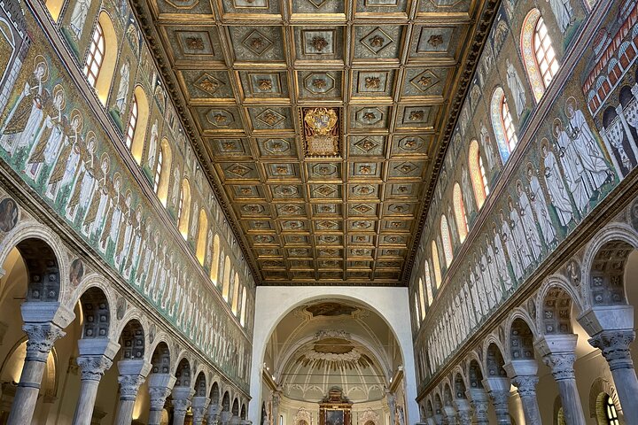 Tour esclusivo a piedi privato di Ravenna con un esperto locale