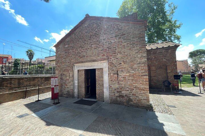 Tour esclusivo a piedi privato di Ravenna con un esperto locale