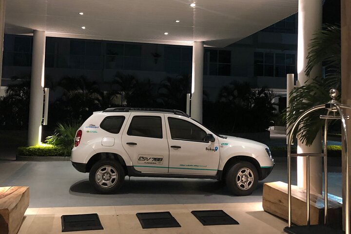 Privat transfer fra Santa Marta flyplass en tur eller tur