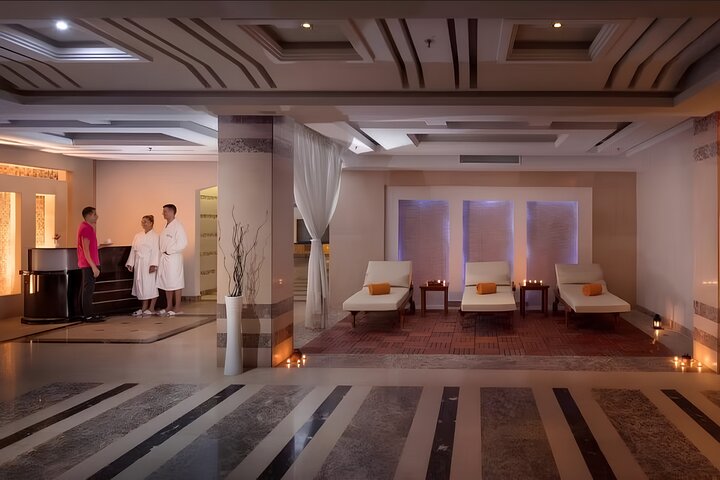 Baño turco VIP, sauna, vapor y masaje corporal completo en Hurghada