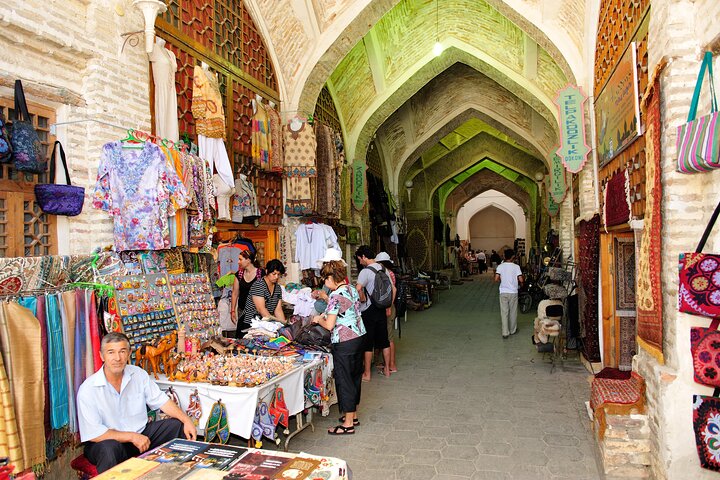 2-daagse Kogeltreintour vanuit Tasjkent in Samarkand en Boekhara