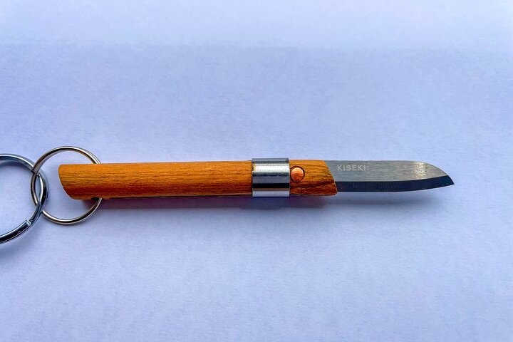 Erstellen Sie Ihr eigenes Taschenmesser in der Miracle Kitchen Knife Factory