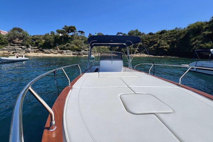 Procida : Excursion en bateau - Arrêts pour la baignade, la plongée avec tuba et la photographie sous-marine
