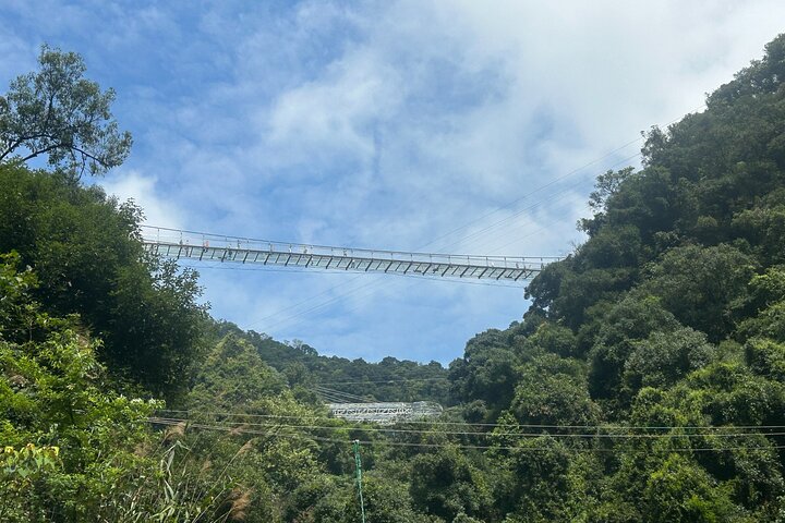 Private Tagestour zum Gulong Canyon und Cave Fairland von Guangzhou