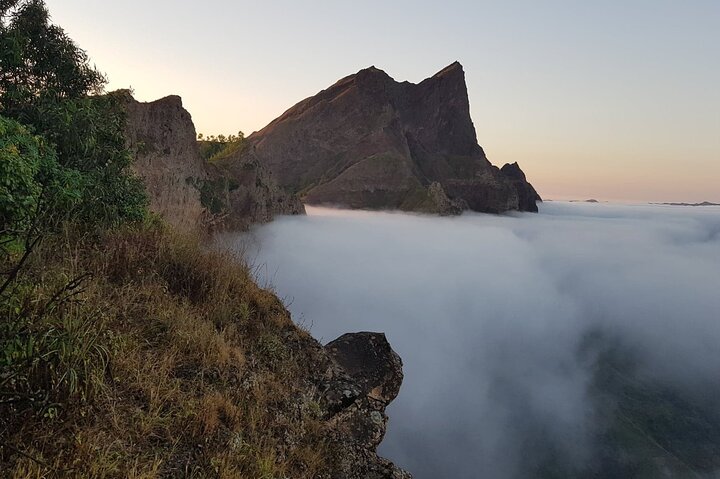 Senderismo Pico de Antónia – Aventura en la cumbre y vistas panorámicas