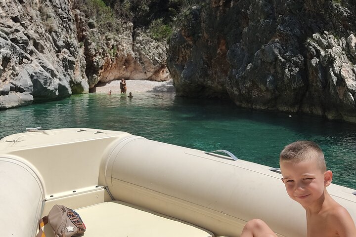 Panoramatur og snorkling i Haxhi Ali-grotten og Karaburun