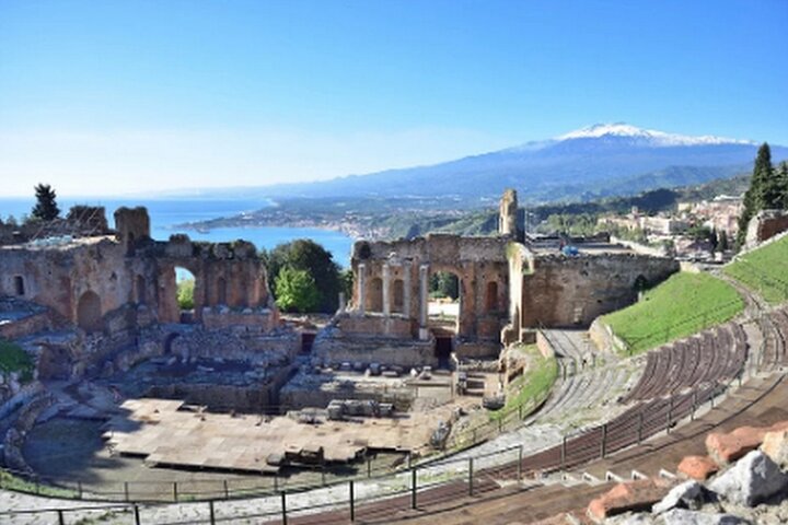 Catania flygplatstransfer ↔ Syracuse, Taormina eller Giardini Naxos