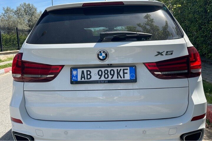 Privat stadsöverföring från Albanien till Tiranas flygplats och hotell