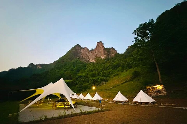 Heldagstur i Cao Bang Ban Gioc Waterfall Angel Eye Mountain