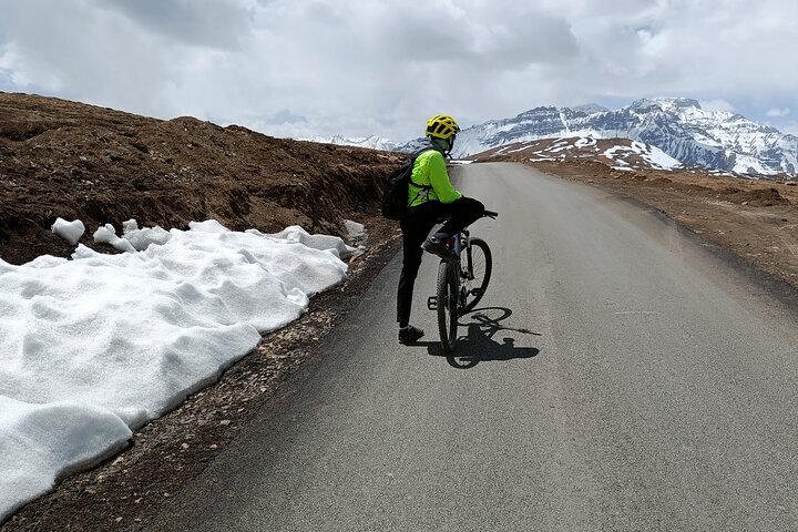 Aventure en VTT de descente à Komic