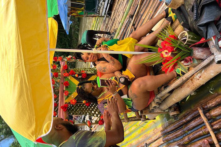 Bambus Rafting, ATV, Horseback Ride og Zipline Montego Bay Jamaica