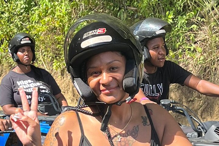 Bambus Rafting, ATV, Horseback Ride og Zipline Montego Bay Jamaica