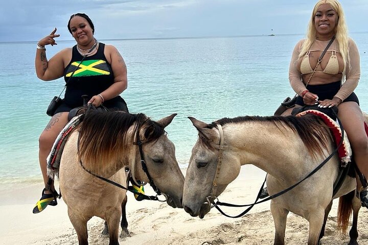 Bambus Rafting, ATV, Horseback Ride og Zipline Montego Bay Jamaica