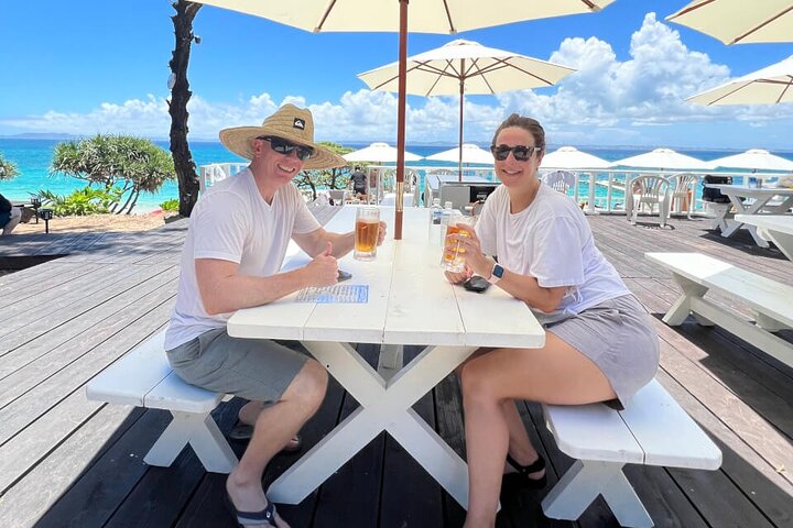 4 slags marinesport og grill på en fjern ø i Okinawa