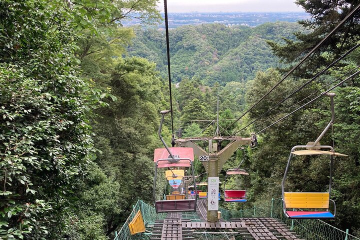 Escursione di un'intera giornata al Monte Takao, inclusa la sorgente termale