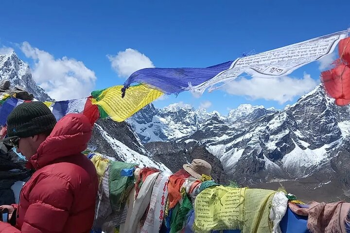 15 días de caminata al campamento base del Everest con 3 pases desde Lukla