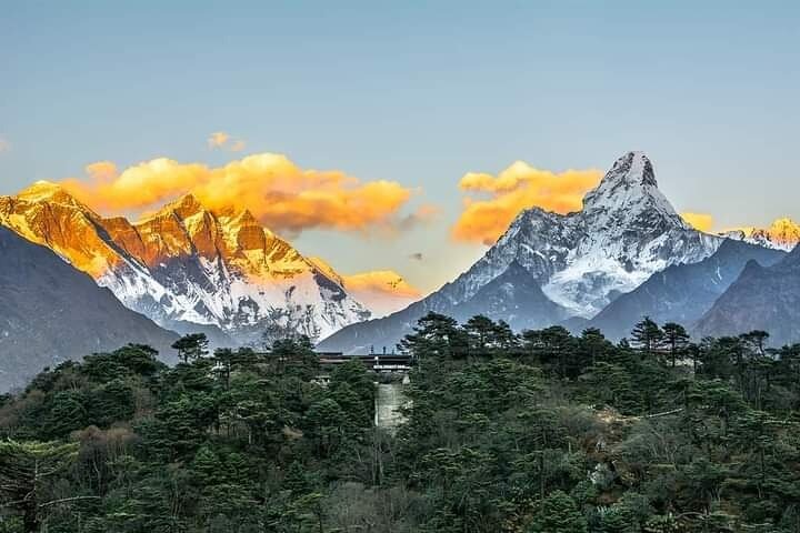 15 días de caminata al campamento base del Everest con 3 pases desde Lukla