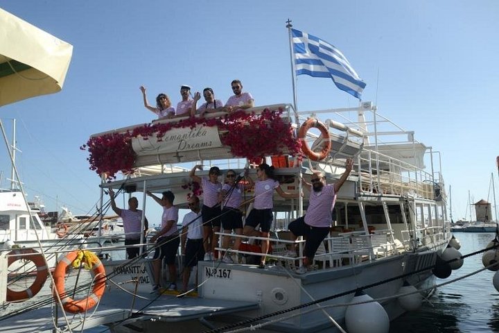 Rhodes Bay to Bay Swim Cruise - Buffet Grego com vinho incluído