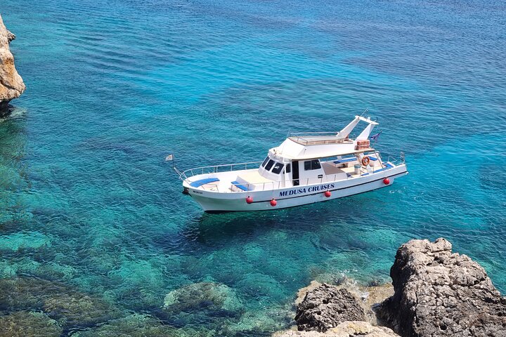 Medusa krydstogter: 4-timers Turtle Chill-Out Cruise / Frokost – Protaras