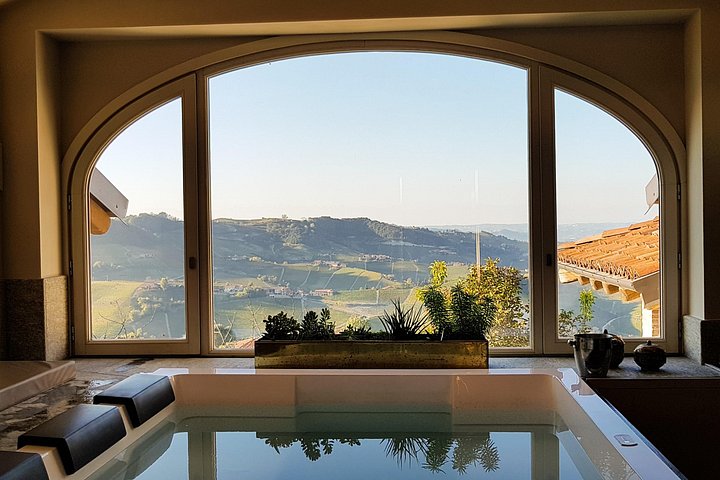 Privat jacuzzi og vinsmaking