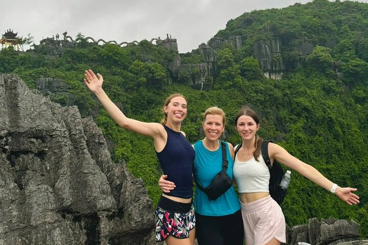 Ninh Binh Day Trip from Hanoi with Tam Coc Boat Ride