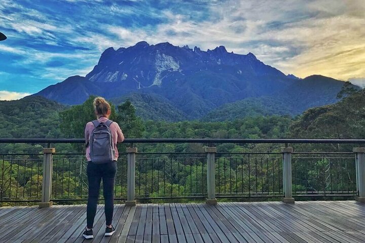 Tour del parco Kinabalu, del caseificio Desa e delle sorgenti termali di Poring