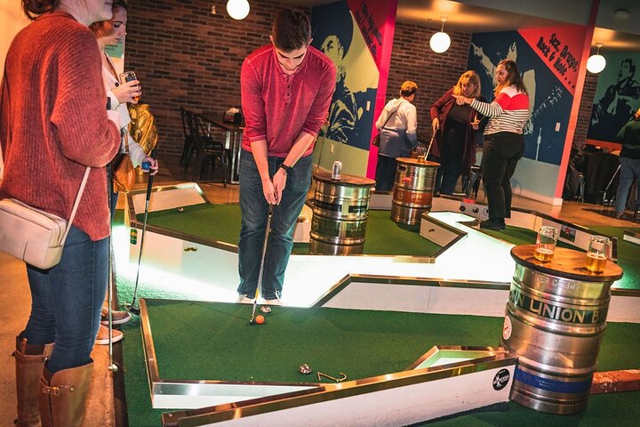 Den ganzen Tag unbegrenzt Minigolf und Spiele in Sacramento