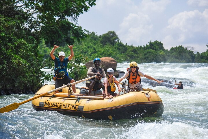Jinja Private 5 dias de Safari Gorilla e Tubing Adventure Tour