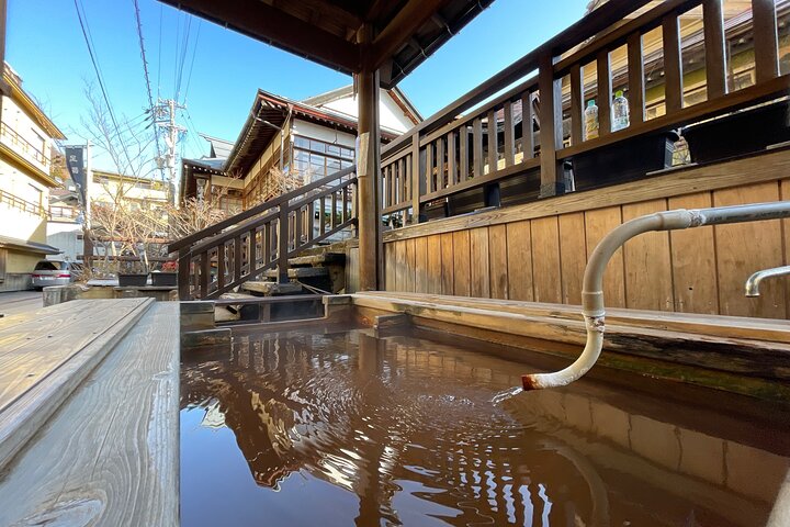 Ontspannen Sneeuwapen & Shibu Onsen : Green Season Privétour