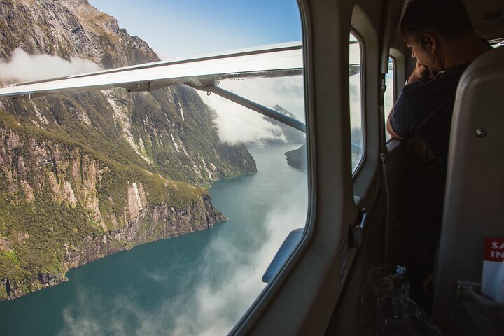 Milford Sound Cruise met retourvlucht Vluchten vanuit Queenstown