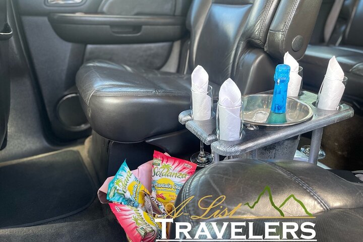 Private Luxury Round-Trip Transfer: Hewanorra International Airport