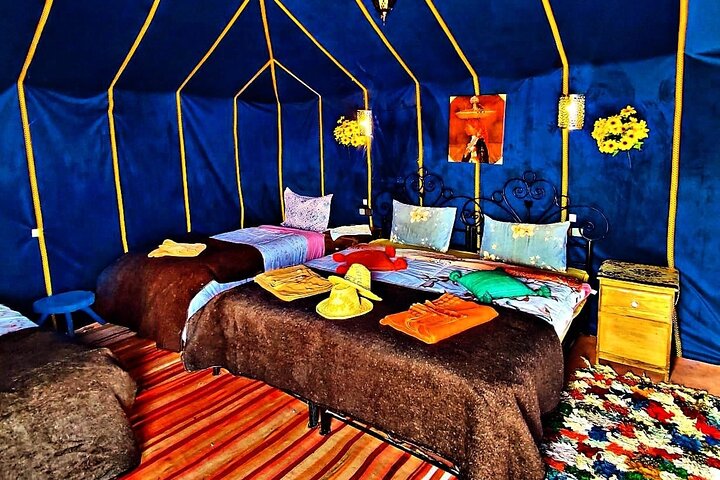 Camp privé de 2 jours dans le désert au départ d'Errachidia avec Camel Trek & Jeep