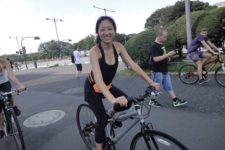 Kamakura Heritage Bike or Walk Tour med ex-Rickshaw guide