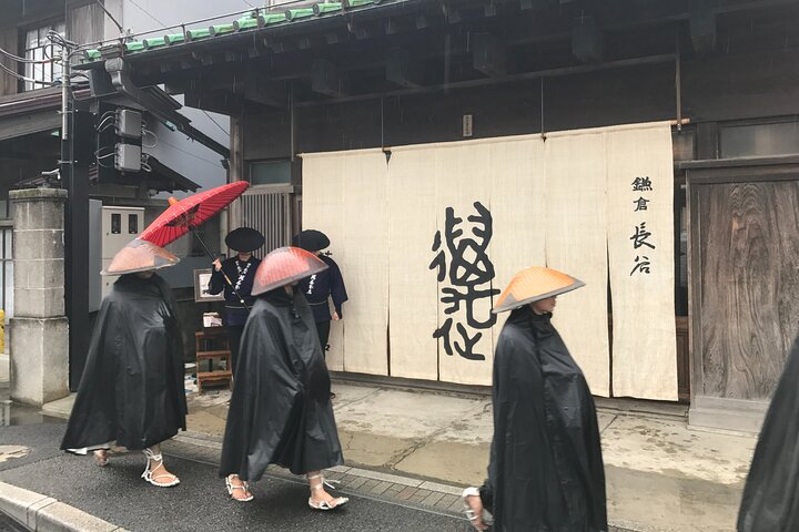 Kamakura Heritage Bike or Walk Tour med ex-Rickshaw guide
