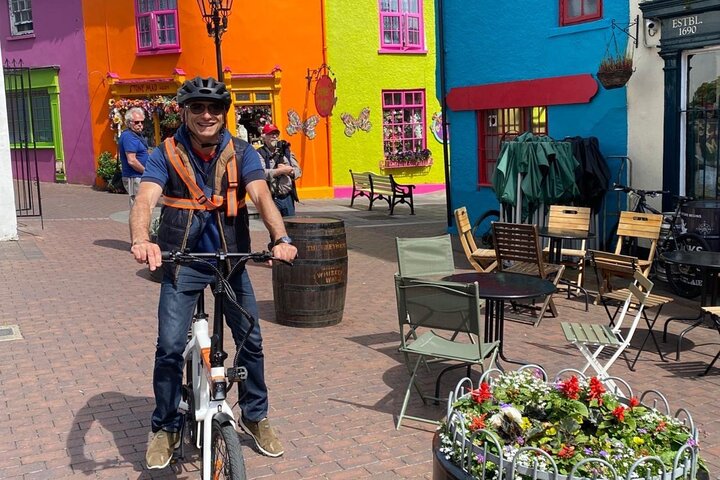 E-Bike-Tour durch Kinsale mit fachkundigem ortskundigem Guide