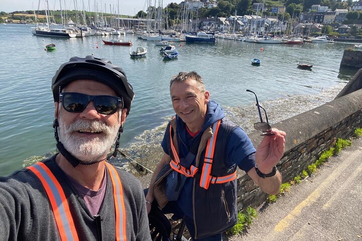 E-Bike-Tour durch Kinsale mit fachkundigem ortskundigem Guide