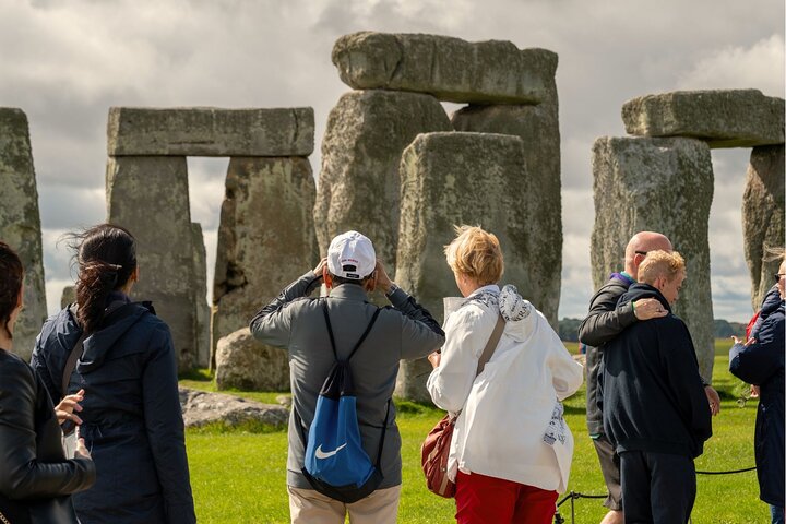 Tagesausflug mit dem Bus von London nach Windsor Castle, Stonehenge & Bath