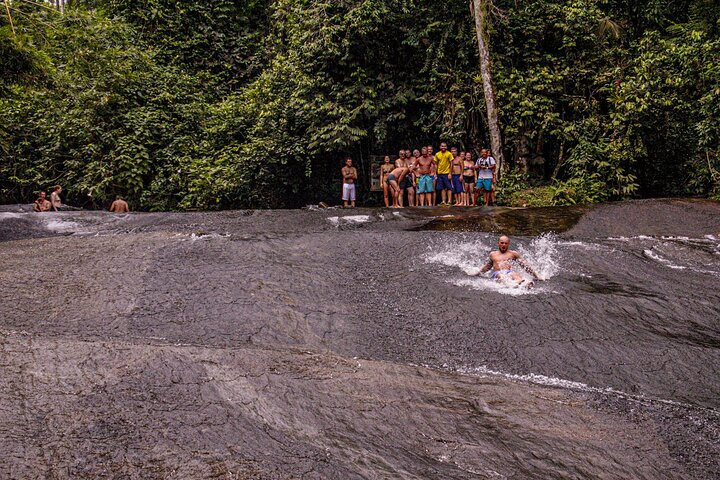 Vattenfall Jungle Jeep Adventure och Cachaca Tour från Paraty