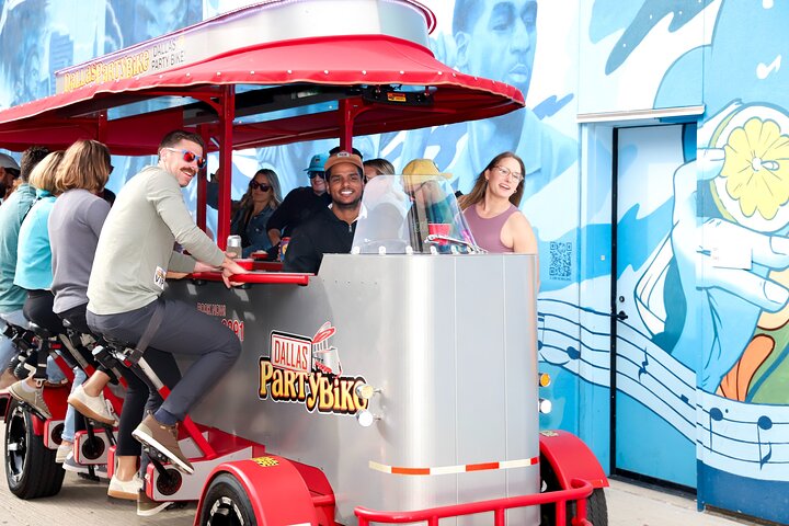 Party Bike Kneipentour in Deep Ellum und Downtown Dallas