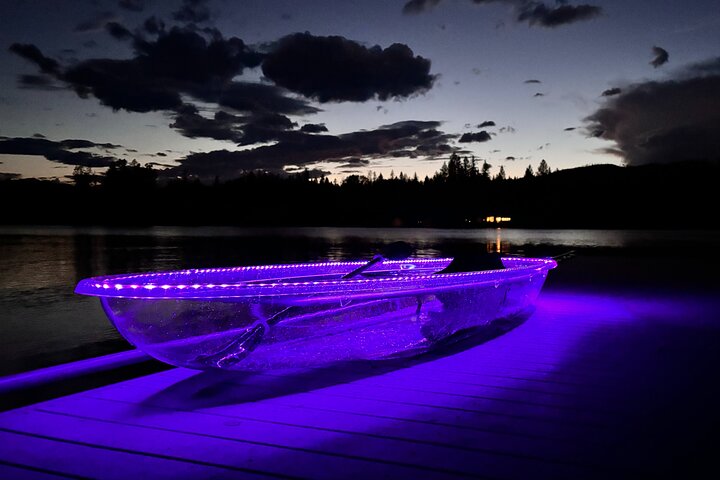Restauranter i nærheten av Illuminated Glass Kayak Sunset Tour