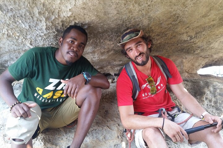 Morondava Tour : 3-daagse tour naar Tsingy of Bemaraha & Baobab avenue