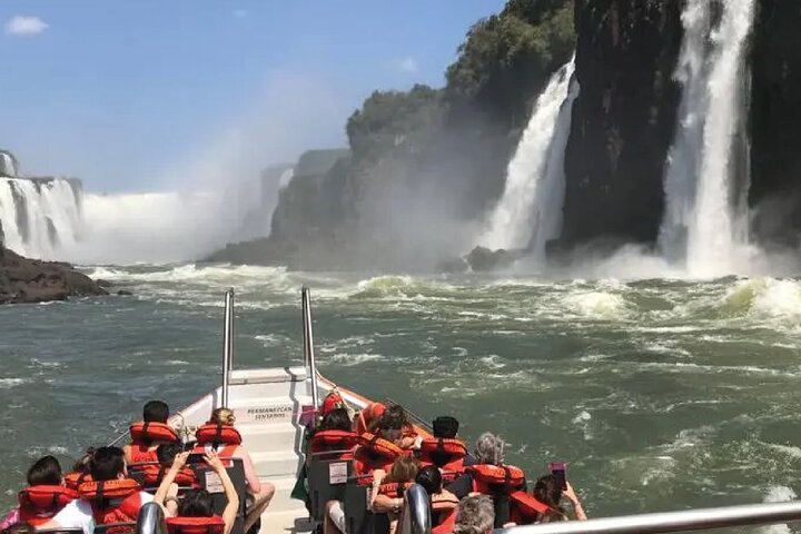 Gran Aventura Iguazu Falls: giro in fuoristrada e navigazione in barca a Iguazu
