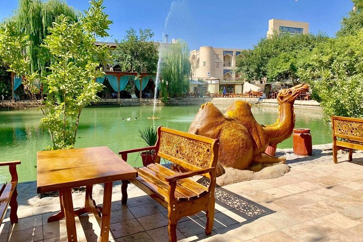 Bukhara Old Town Begeleide Tour met 16 iconische haltes