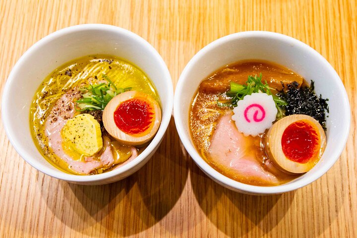 Tokyo Ramen Tasting Tour med 6 mini skåle på 3 Ramen butikker