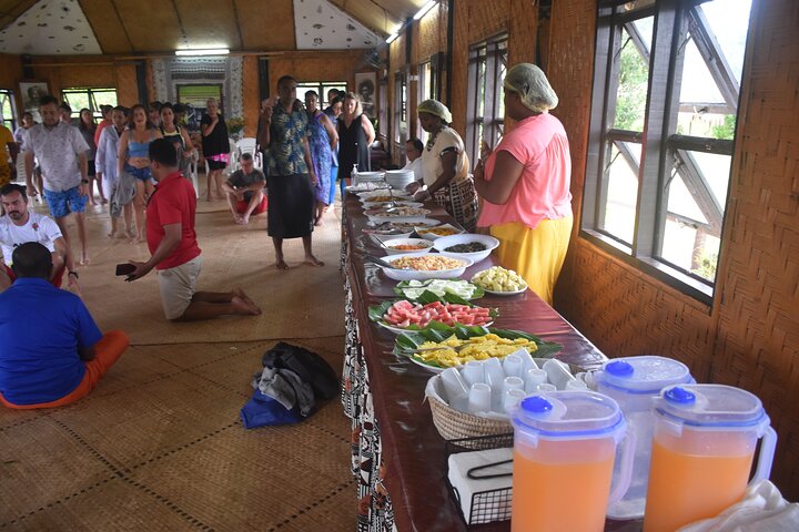 Juwel von Fidschi inkl. Fidschi Dorf, Wasserfall & Mittagessen (Nadi Hotels)