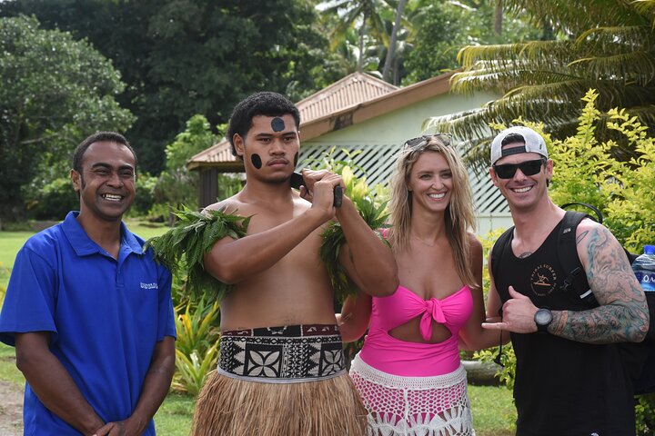 Juwel von Fidschi inkl. Fidschi Dorf, Wasserfall & Mittagessen (Nadi Hotels)