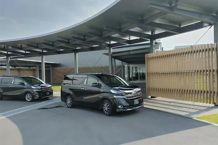 Aeroporto de Nagoya para o centro de Nagoya 50 km de transferência privada