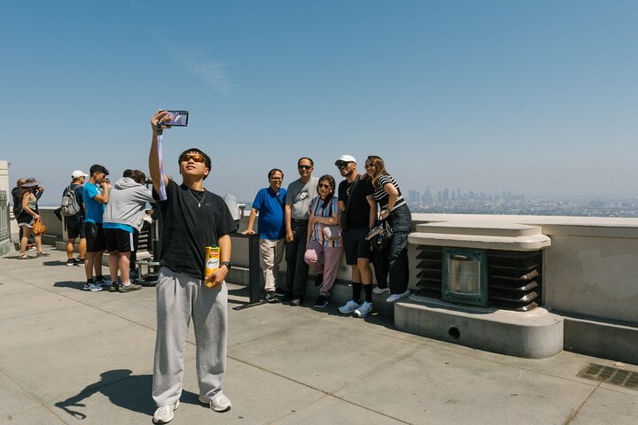 Best of Los Angeles Guided City Tour with 4 Stops and Free Time